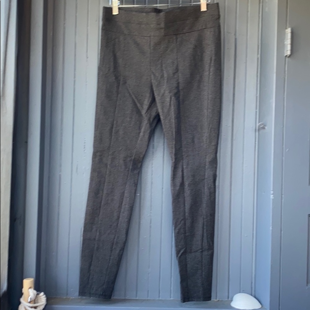 Gray plaid high waisted leggings